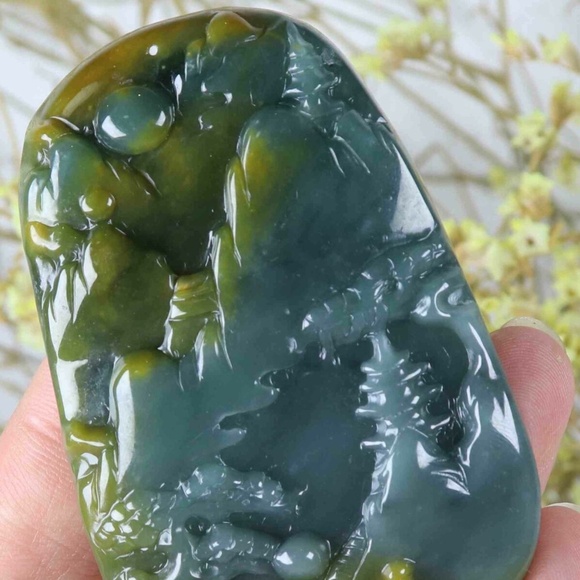 Certified Green yellow 100% Natural A Jade jadeite Landscape Pendant - Picture 6 of 11